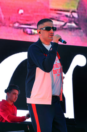 Von Russisch Roulette bis DWA - der Rapper platzierte alles, was kracht auf seiner Trackliste für das Gastspiel in Mannheim.