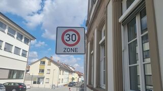 Die Grüne Liste Plankstadt wünscht sich ein Verkehrskonzept, um den Verkehr ruhiger und sicherer zu gestalten.