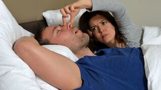 Wer eine Schlafapnoe nicht behandelt, riskiert seine Gesundheit.