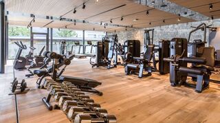 Der Fitnessraum ist ein Traum für Sportler: Die neuesten Technogym-Geräte ermöglichen selbst Anfängern durch Vorgaben auf Screens ein perfektes Training.