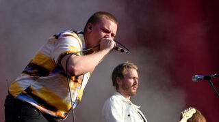 Open Air Luet aus Norwegen eröffnen das Ärzte-Konzert.