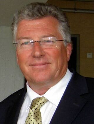 Professor Hermann Locher hat eine gern ge-hörte Bass-Bariton-Stimme.