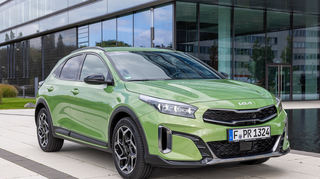 mid Groß-Gerau - Wie sich Autos "mit Stecker" weiterhin für private oder gewerbliche Nutzer und (auch) ihre Hersteller "rechnen", zeigt der jetzt umfassend überarbeitete Kia-Crossover XCeed PHEV.