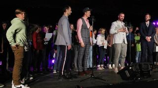 Vocaldente sorgt zusammen mit den Schülern der fünften bis achten Klasse für Begeisterung.