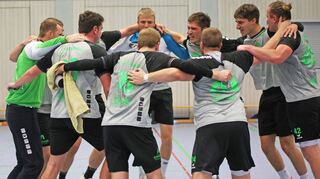 Großer Jubel beim HSV nach dem Auswärtsieg in Ispringen.