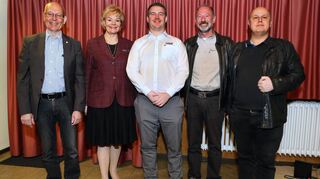 Freuen sich über den Besuch der Vorsitzenden der Desiderius-Erasmus-Stiftung, Erika Steinbach: Schatzmeister Karlheinz Kolb (v. l.), Kreisverbandssprecher Patrick Andreas Bauer, AfD-Landtagsabgeordneter Dr. Rainer Balzer und Wolfgang Eder.