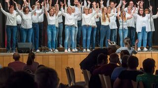 „Oh Happy Day“: Der Gospelchor „Da Capo“ fesselt das Publikum mit einer stimmungsvollen Mischung aus Choreografie und peppigem Gesang.