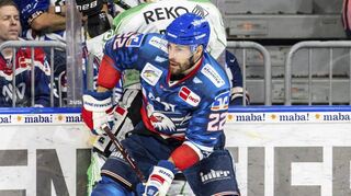 Führungsspieler: Matthias Plachta sticht nicht nur in der Scorerwertung, sondern auch auf dem Eis heraus.