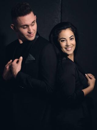 Das Duo „One Voice Down“ mit Markus Zimmermann und Deborah Lee.