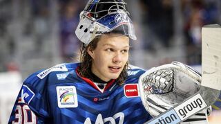 Arno Tiefensee hat in dieser Saison seine ersten fünf DEL-Spiele absolviert und steht bei einer Fangquote von guten 91,4 Prozent.