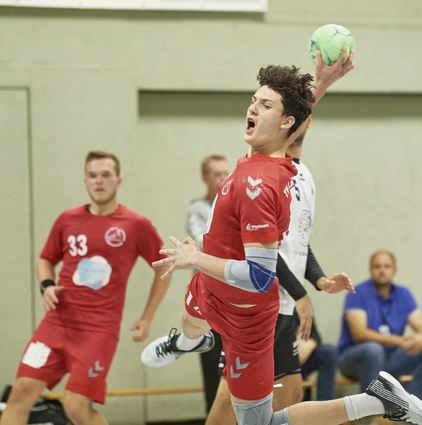 Fehlt dem TV Lampertheim im Spiel gegen den verlustpunktfreien Tabellenzweiten HSG Bieberau-Modau II wegen einer Bänderverletzung: Lukas Bach.