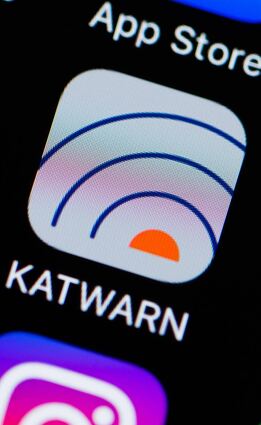 Am 8. Dezember geht um 11 Uhr eine Warnung an so viele Menschen wie möglich – über Sirenen, Medien oder Notfall-Apps wie Katwarn oder Nina.