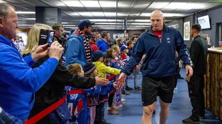 Mannheimer Urgestein: Kapitän Denis Reul ist der dienstälteste Adler-Spieler und bleibt den Blau-Weiß-Roten noch bis mindestens 2024 erhalten.