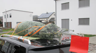 mid Groß-Gerau - Nicht vorgeschrieben, aber doch sinnvoll ist hier die rote Flagge.