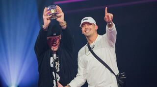 Die Rapper Bonez MC und RAF Camora pflanzen am Samstag die Hits ihres dritten Duo-Nummer-eins-Albums "Palmen aus Plastik" in die Gehörgänge ihrer Fans in der Mannheimer SAP Arena.