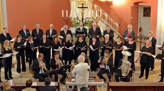 Die Mitwirkenden des Vokal- und Barockensembles Palatina Klassik bei einem früheren Konzert. An diesem Sonntag sind sie zum festlichen Adventskonzert in der evangelischen Kirche in Neulußheim zu hören.