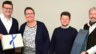 Beim Amtsleiterwechsel: Bürgermeister Nils Drescher (v. l.), Doris Grossmann, Florian Weppelmann und Bernhard Müller.