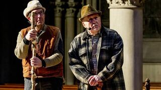 Kurt Knauber und der frühere Bürgermeister der Domstadt Werner Schineller (r.) sind als „pfälzische Schafhirten“ genau richtig.