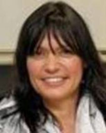Christiane Drechsler (2. v. l.)