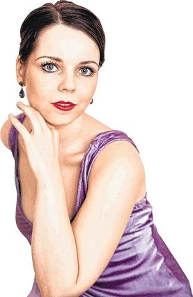 Sopranistin Laura Kirchgässner ist der Stargast beim Neujahrskonzert.