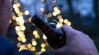 Je mehr Alkohol man trinkt, desto höher ist das Risiko, an Krebs zu erkranken.