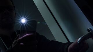 Großflächige Stromausfälle sind in Deutschland eher unwahrscheinlich - meist fließt der Strom schnell wieder.
