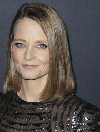 Nach zwei glücklosen Staffeln setzt die anfangs gefeierte und mit wechselnden Stars gespickte Anthologie-Serie „True Detective“ 2023 auf niemand Geringeren als Jodie Foster in der Hauptrolle.