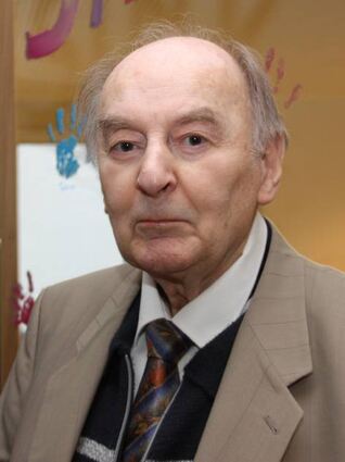 Im Alter von 87 Jahren ist Heinz Lange verstorben.