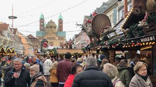 Der Dreikönigstag lockt viele Besucher aus der Region in die Speyerer Innenstadt.
