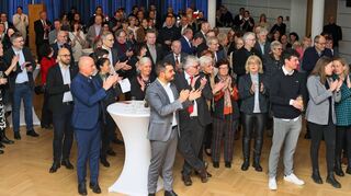 Rund 300 Gäste aus dem öffentlichen Leben Brühls – darunter auch alle Parlamentarier auf Bundes- und Landesebene – sind zum durchweg positiv stimmenden Neujahrsempfang in die Festhalle gekommen.