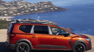 mid Groß-Gerau - Erschwingliches Hybrid-Fahrzeug: der neue Dacia Jogger.