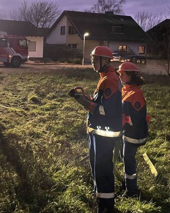 Bei dem Einsatz sitzt jeder Handgriff, die Jugendlichen kennen ihre Aufgaben.