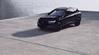 mid Groß-Gerau - Der Volvo XC60 kommt jetzt als Sondermodell ganz in Schwarz.
