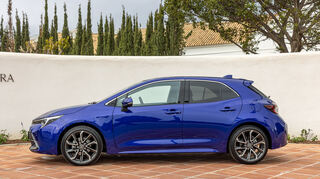 mid Malaga - Die Lackierung nennt sich Juniper Blue Metallic und ist eine von zwei neuen Lackvarianten.
