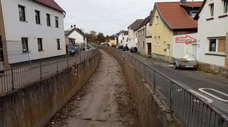 Das Flussbett der Erft in Odendorf ist oftmals leer, in der Flutnacht war die Eft 9 Meter hoch.