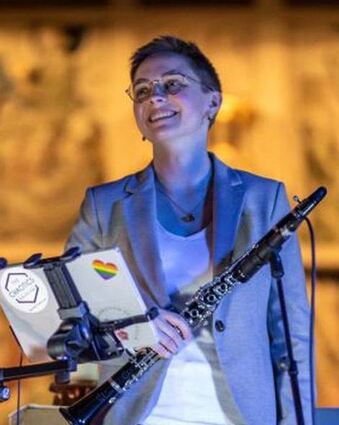 Gemeinsam mit dem Tastengenie Marius Müller am Keyboard: Theresa Holder.