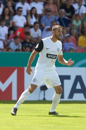 Wie einst beim SVW fungiert Kevin Conrad auch in Elversberg als Kapitän.