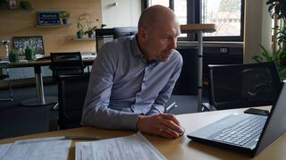 Familie ist etwas Schönes – keine Frage. Timo Wangler muss das Thema Familie als Bürgermeister beurteilen und da fallen auch die Kosten für Kinder- und Schülerbetreuung ins Auge, die den Haushalt stark belasten und wohl weiter steigen werden.