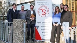 Beim Informationsgespräch: Praktikant Ferdinand Oehring (Büro Sturm, v. l.), Dr. Markus Lauff (Vorstand TSV), CDU-Landtags-abgeordneter Andreas Sturm, Laura Pedretti (FSJ), Denise Weber (TSV-Geschäftsstelle) und Sophie Knapp (FSJ).