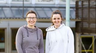 Elena Heidenreich (links) hat den Vorsitz des Gesamtelternbeirates inne, Sandra Schmidt unterstützt sie als zweite Vorsitzende mit Rat und Tat.