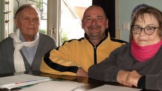 Die drei Mitglieder des Planungsausschussvorstandes für den Behindertenbeirat Schwetzingen Gerhard Rummel (v. l.), Werner Zieger und Claudia Weitzel.