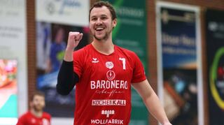 HG-Spieler Christian Wahl ballt die Faust in der Idraetshalle in Flensburg– Oftersheim/Schwetzingen befindet sich bei DHK Flensborg auf der Siegerstraße.