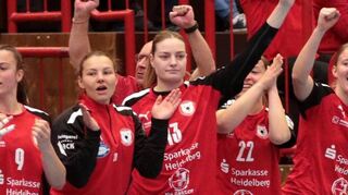 Noch ein-, zweimal jubeln, dann ist vielleicht schon Klassenerhalt: Frauen-Handball-Zweitligist Ketsch kann am Samstagabend gegen den Tabellenachten Buchholz-Rosengarten einen wichtigen Schritt Richtung Ligaverbleib machen.