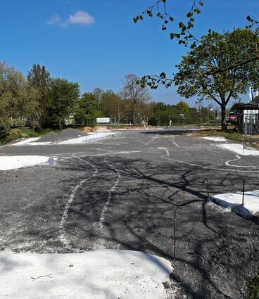 Um das gute Vorankommen beim Bau der Skateranlage fortzusetzen, bitten die Parkanlagen nun um die Auszahlung des Zuschusses.