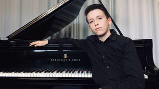 Alexander Münkel, Schüler des Carl-Friedrich-Gauß-Gymnasiums in Hockenheim, hat beim 60. Landeswettbewerb „Jugend musiziert“ für Baden-Württemberg in Künzelsau den ersten Preis erspielt.
