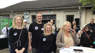 Madeleine Kühne, Michael Baudermann, Claudia Piorr und die Vorsitzende Katja Brömmer bei der Begrüßung.