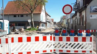 An der Einmündung Ottostraße geht der Ausbau der Oberen Hauptstraße im Abschnitt bis zur Walldorfer Straße sichtbar dem Ende entgegen.