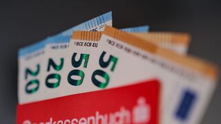 Das Sparbuch wirft praktisch keine Zinsen ab.