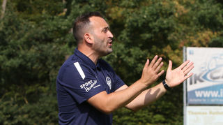 Ein solches Stück fehlt noch zum Klassenverbleib, den Trainer Marco Rocca mit der Spvgg 06 Ketsch in der Fußball-Landesliga erreichen möchte.