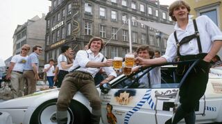 Teamkollegen 2023 und bereits im Jahr 1981: Leopold Prinz von Bayern (v.l.), Christian Danner und Peter Oberndorfer.